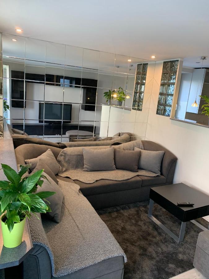 Apartment Quatro *